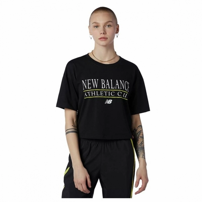 Camiseta de Manga Corta Mujer New Balance Essentials Athletic Club Boxy Negro