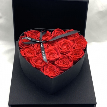 15 Rosas Rojas naturales preservadas en Caja con Joyero